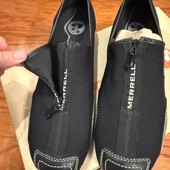 Merrell Women's Black Barrado Sneakers - Picture 4 of 11